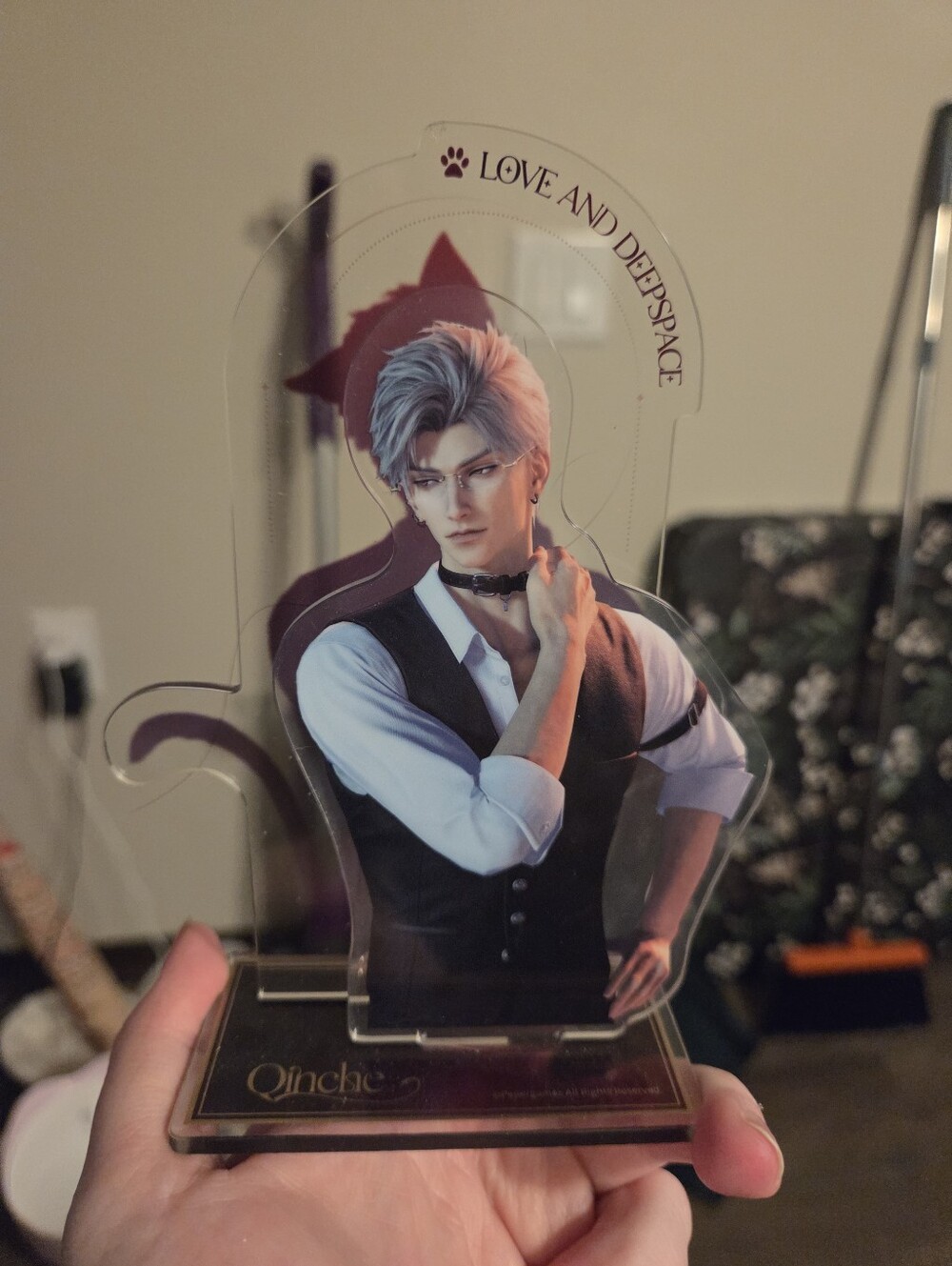 Sylus Acrylic Stand With Photo Cards And Badge